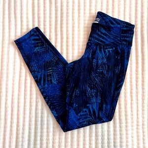 Old navy palm print leggings Medium